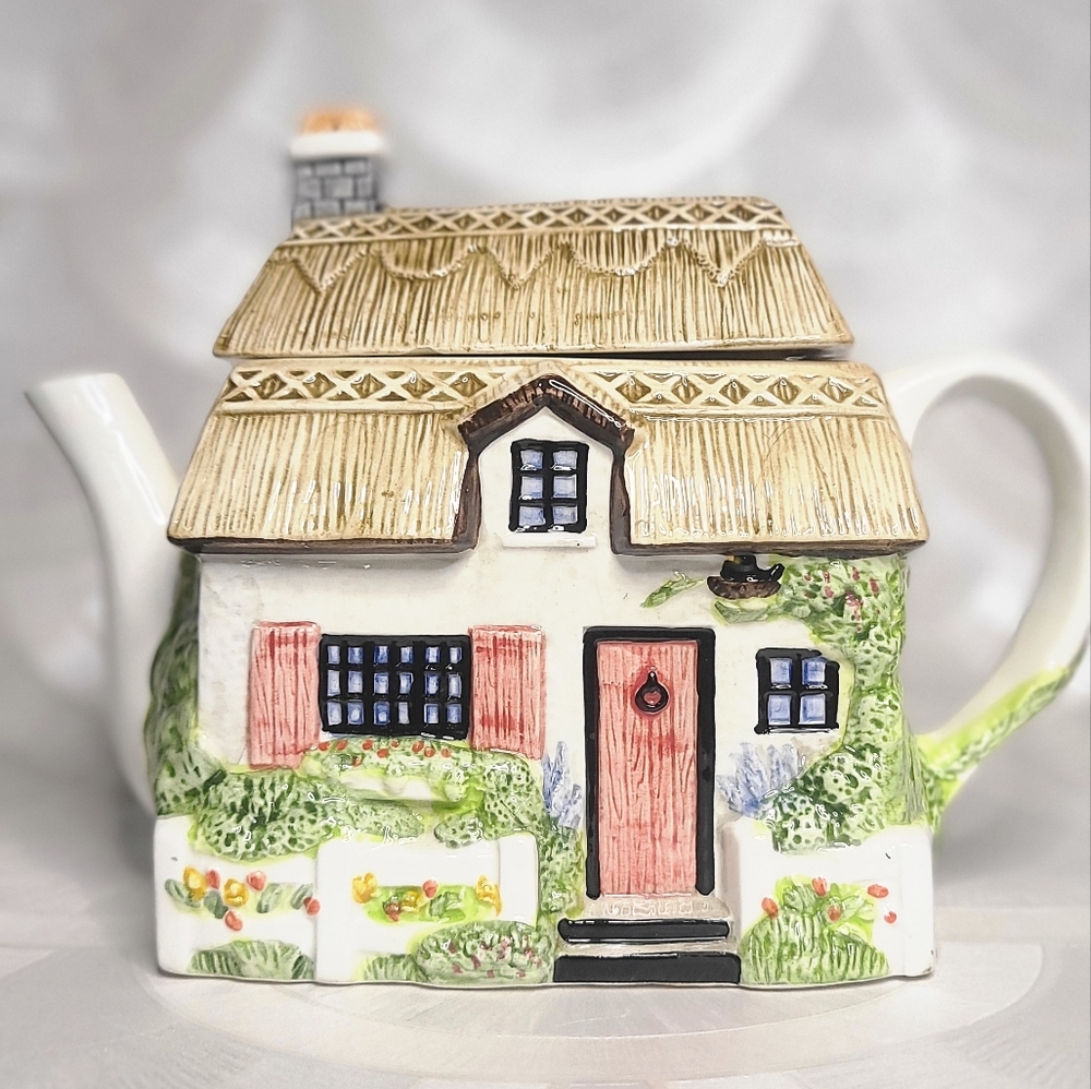 Charming Cottage Ceramic Teapot